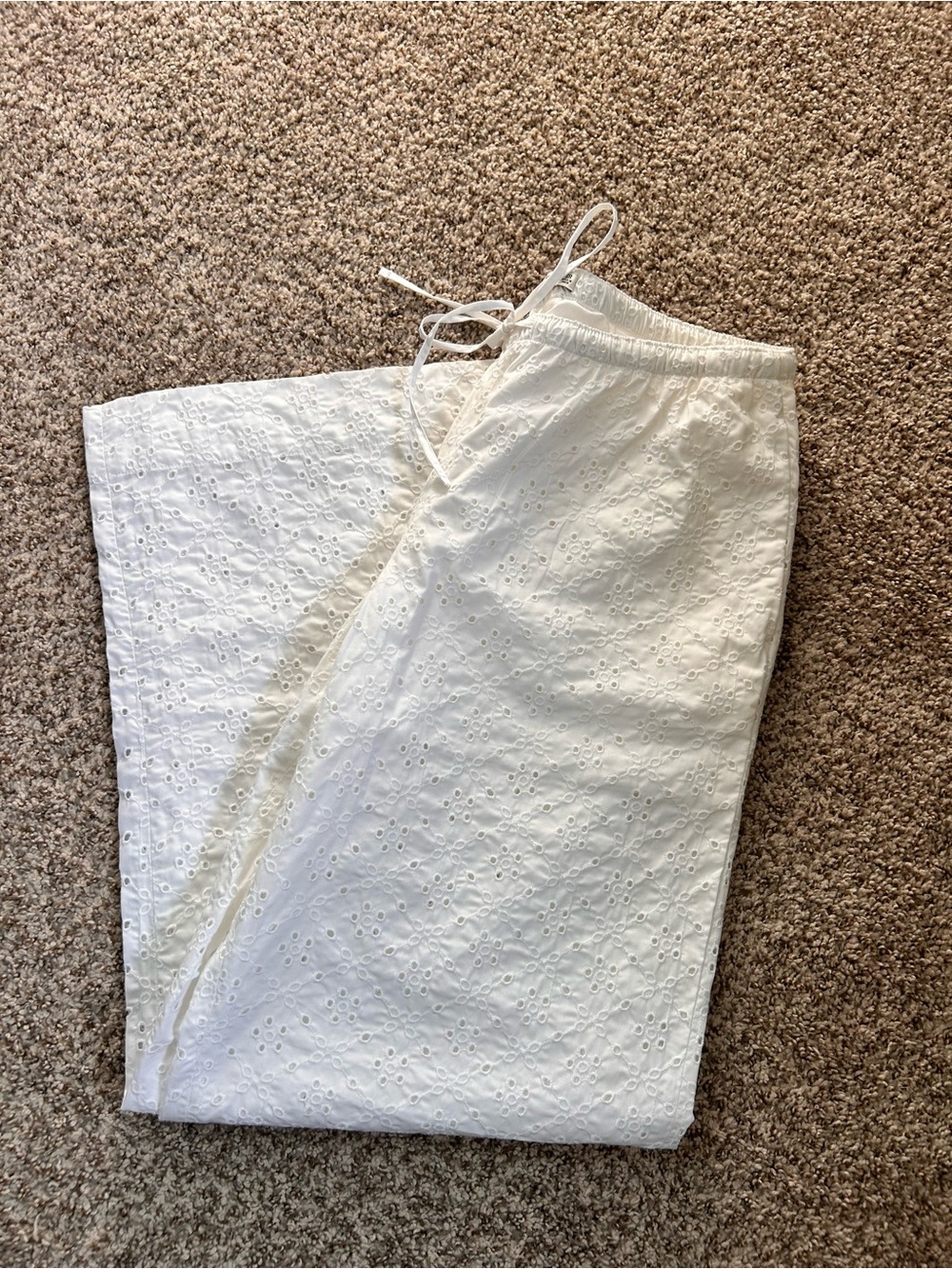 Abercrombie & Fitch White Eyelet Wide Leg Pants